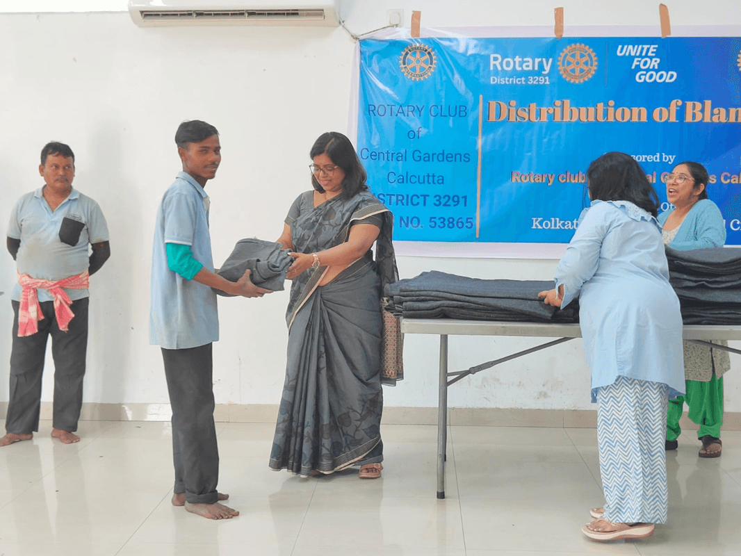 Blanket distribution on Netaji's Birthday Gallery Image 7